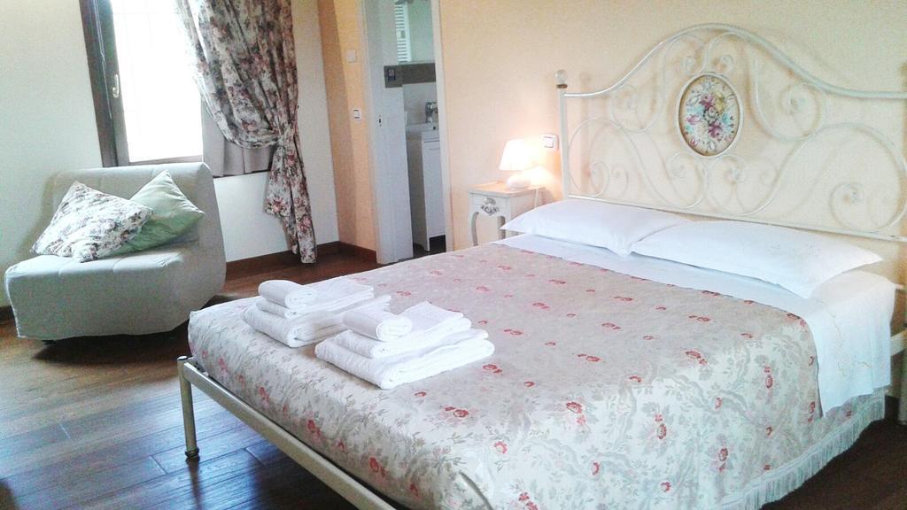 B&B "Corte San Tomaso" Legnago Værelse billede